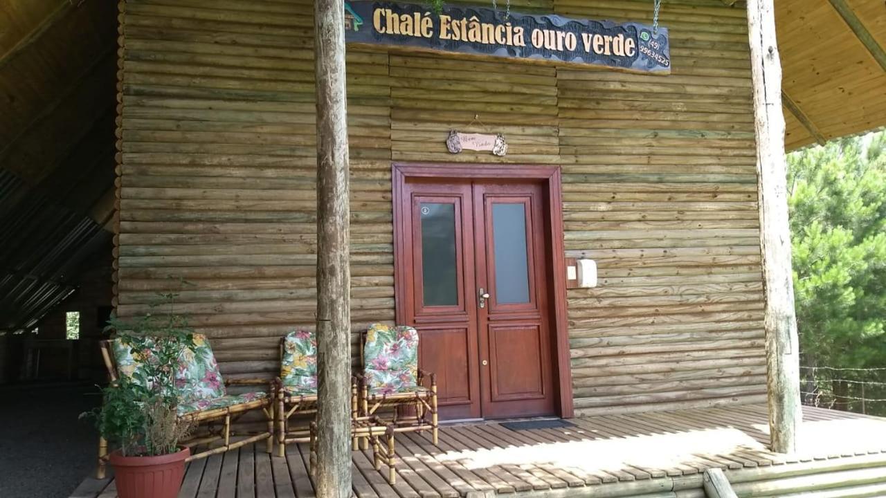 Chale Ouro Lages